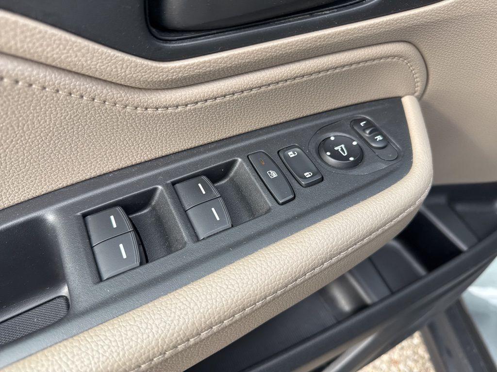 used 2018 Honda Odyssey car, priced at $26,207