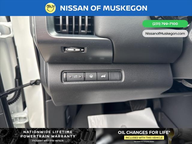 new 2025 Nissan Pathfinder car, priced at $45,675
