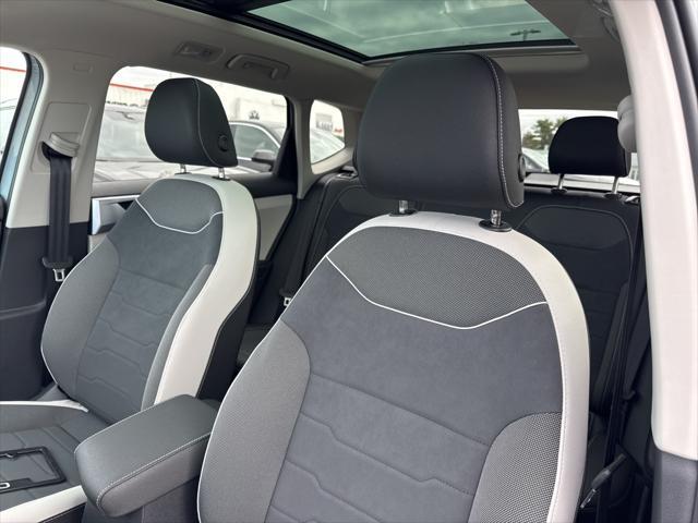 new 2025 Volkswagen Taos car, priced at $31,876