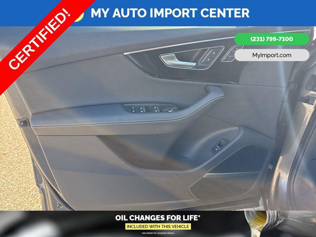 used 2025 Audi Q7 car, priced at $52,601