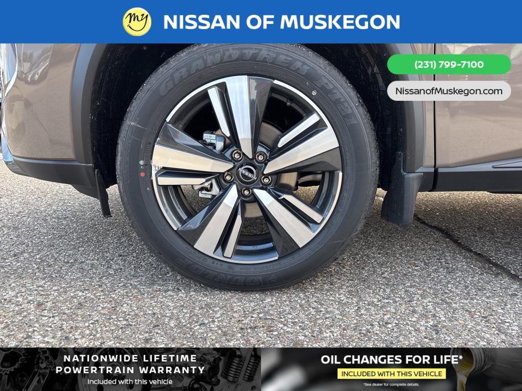 new 2025 Nissan Rogue car, priced at $38,000