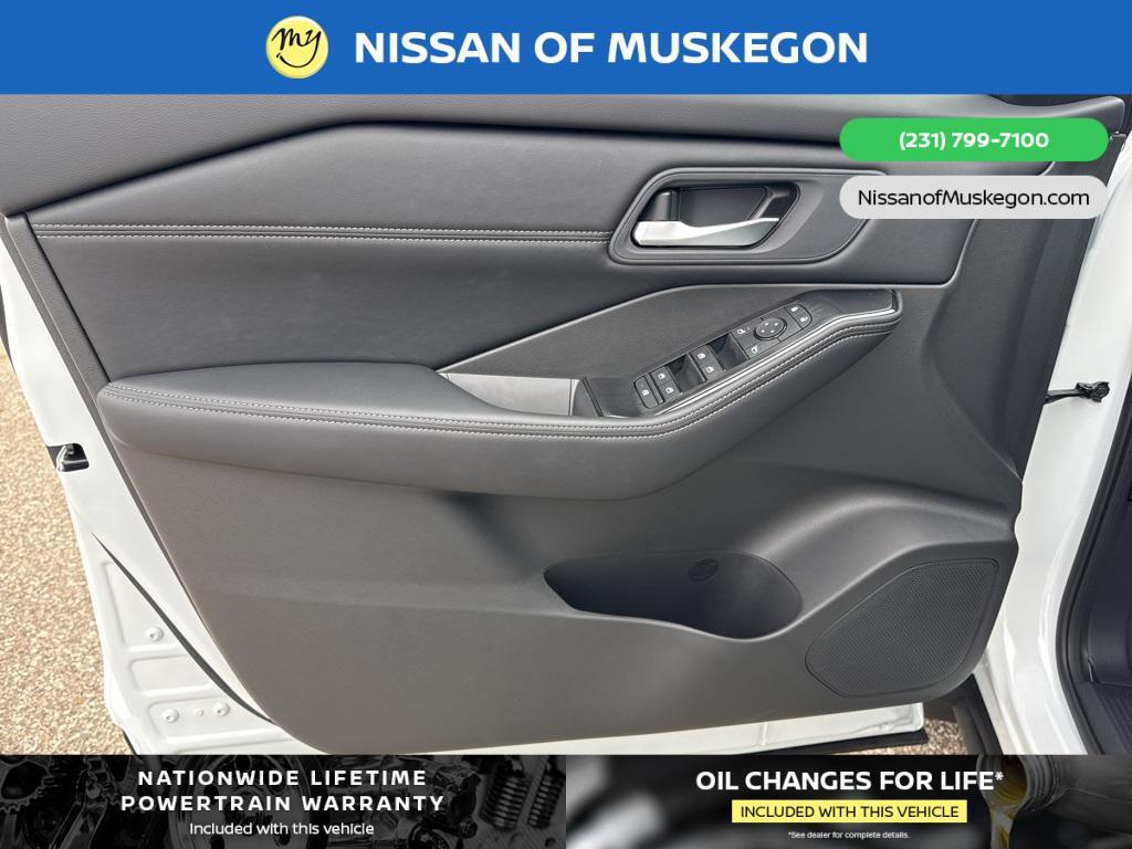 new 2025 Nissan Rogue car, priced at $35,030