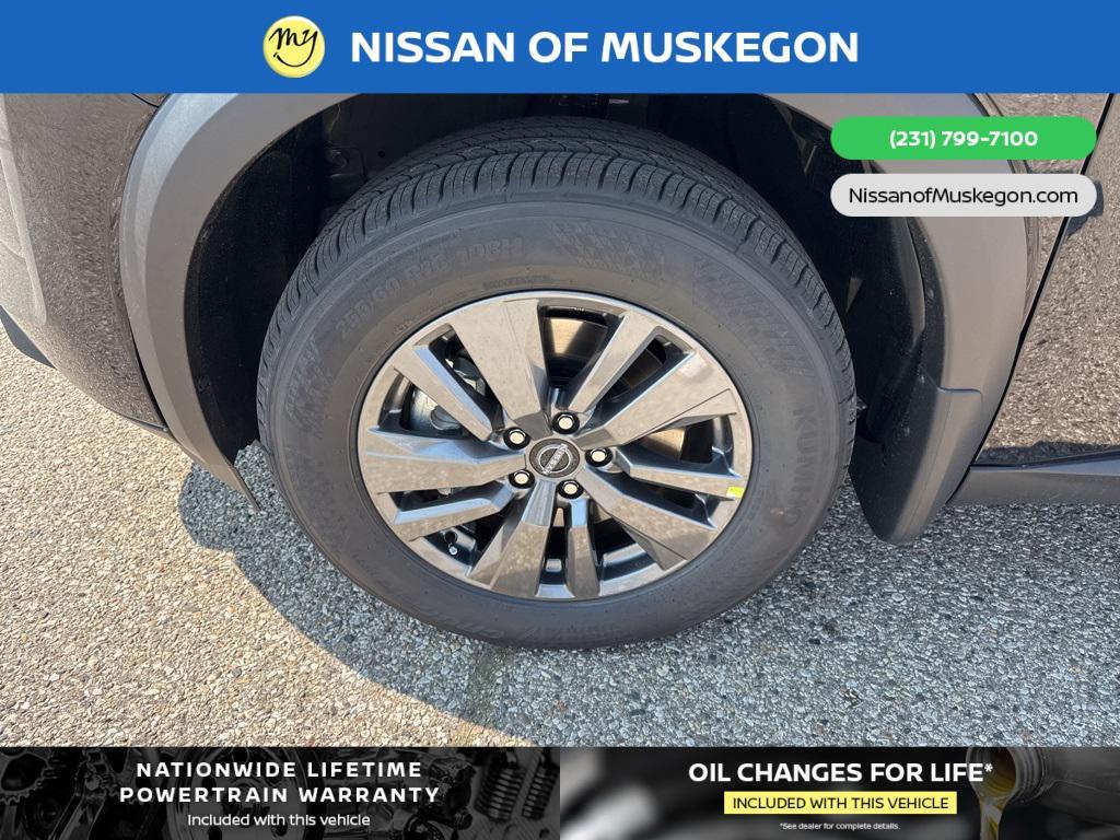 new 2025 Nissan Pathfinder car, priced at $42,549