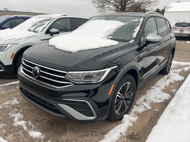 new 2024 Volkswagen Tiguan car, priced at $33,551