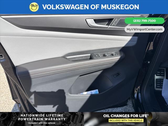 new 2025 Volkswagen Atlas car, priced at $47,716