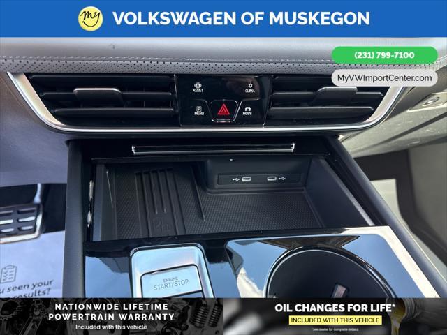 new 2025 Volkswagen Atlas car, priced at $47,716