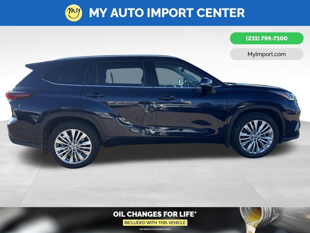 used 2024 Toyota Highlander car, priced at $47,481
