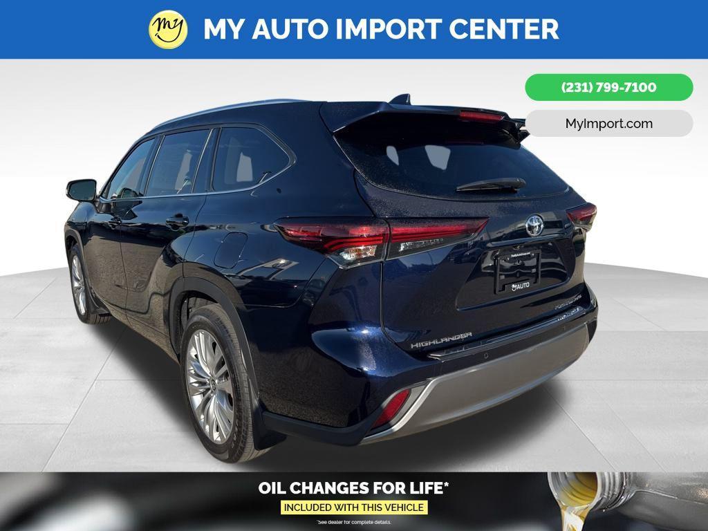 used 2024 Toyota Highlander car, priced at $47,481