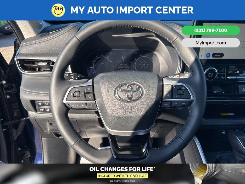 used 2024 Toyota Highlander car, priced at $47,481