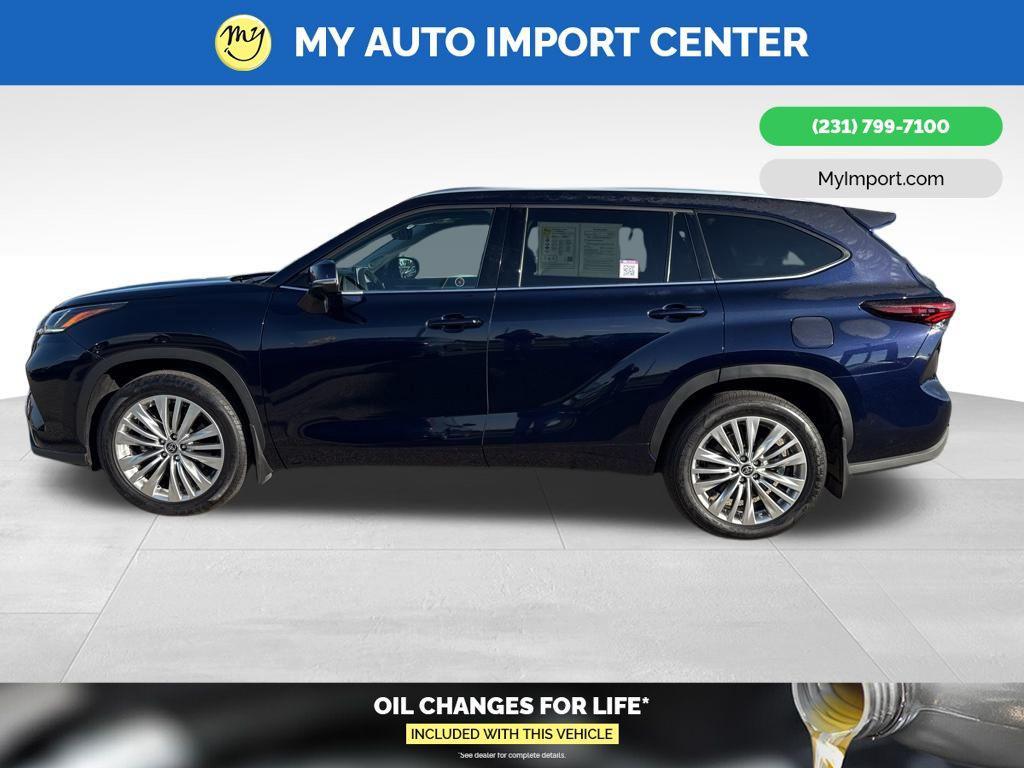 used 2024 Toyota Highlander car, priced at $47,481