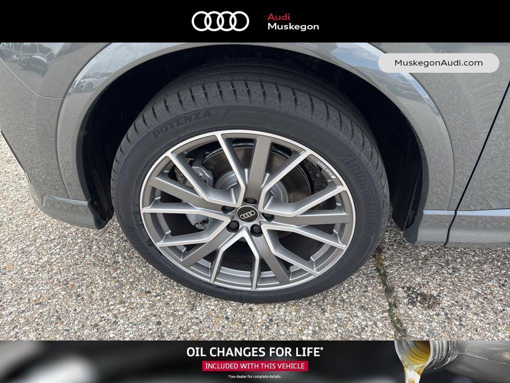 new 2025 Audi Q3 car, priced at $45,285