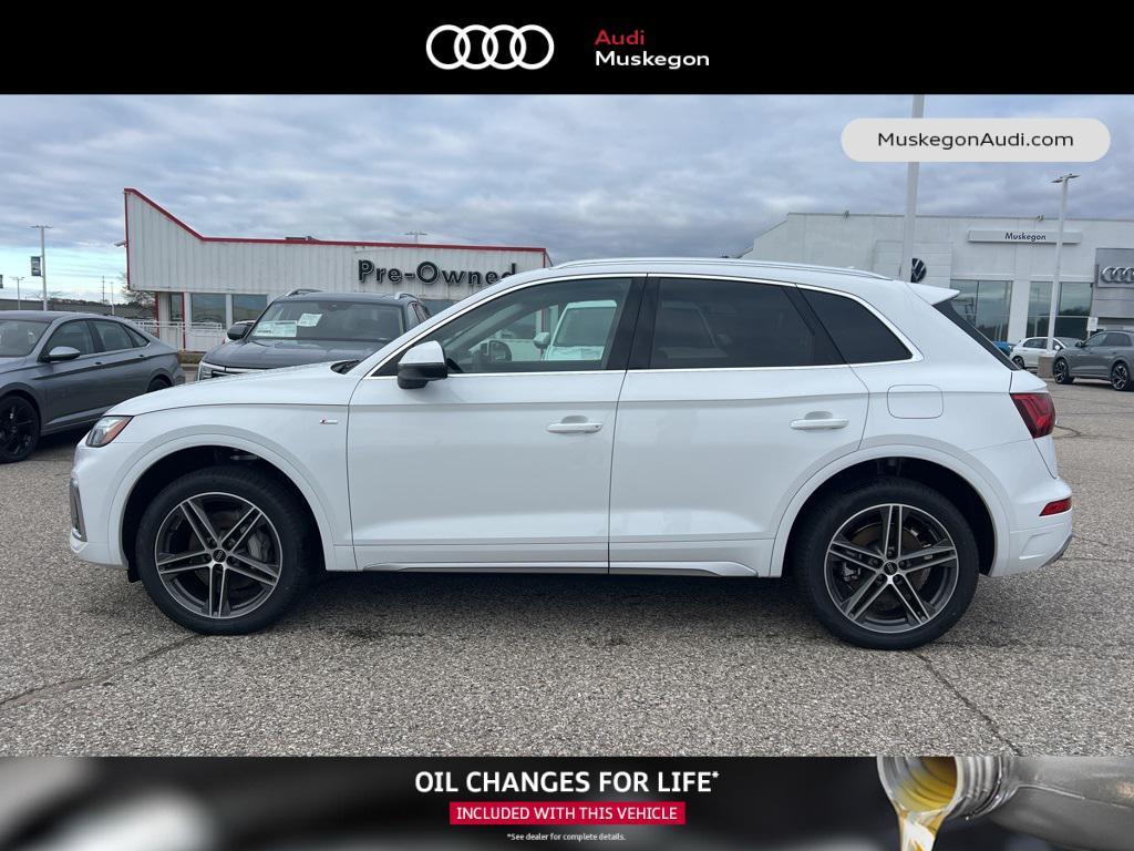 new 2024 Audi Q5 e car, priced at $56,142