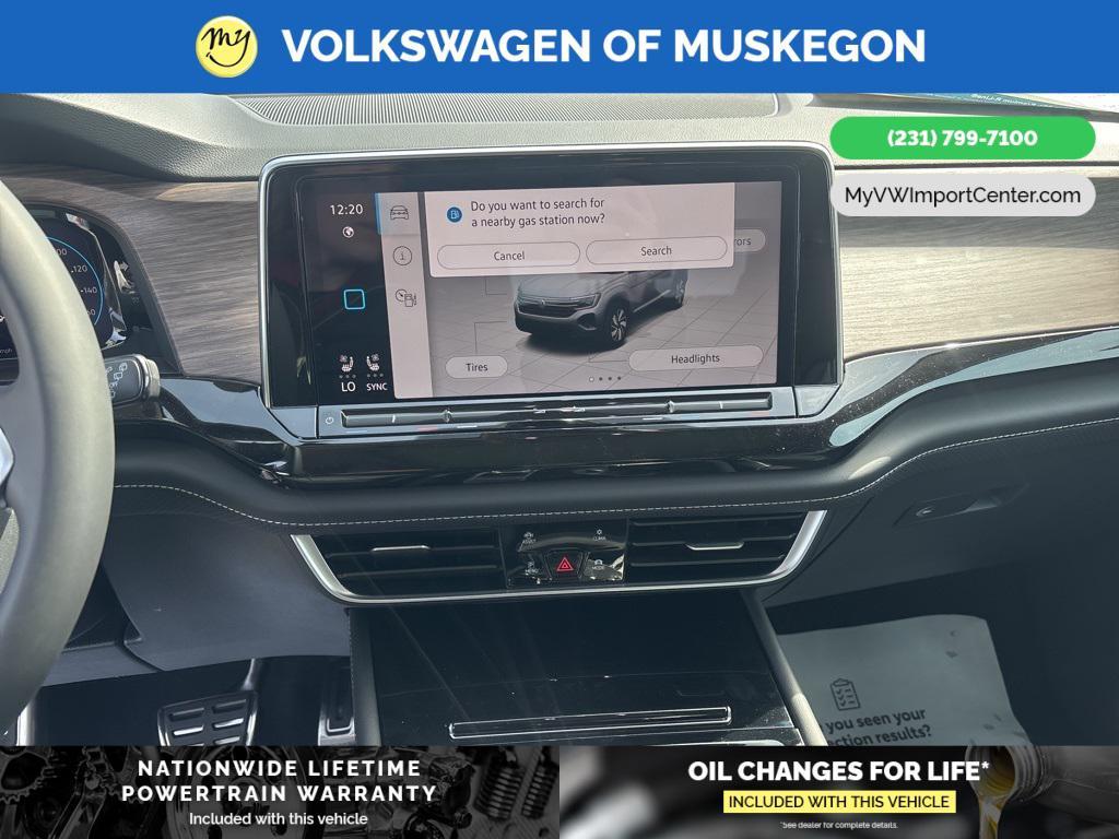 new 2025 Volkswagen Atlas car, priced at $54,591