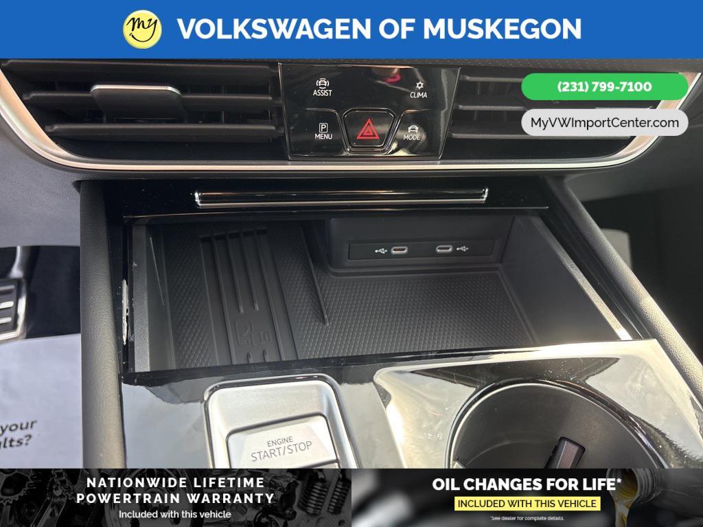 new 2025 Volkswagen Atlas car, priced at $54,591