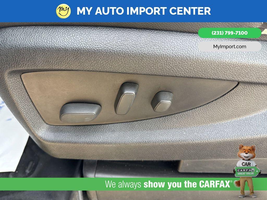 used 2014 GMC Sierra 1500 car, priced at $17,584