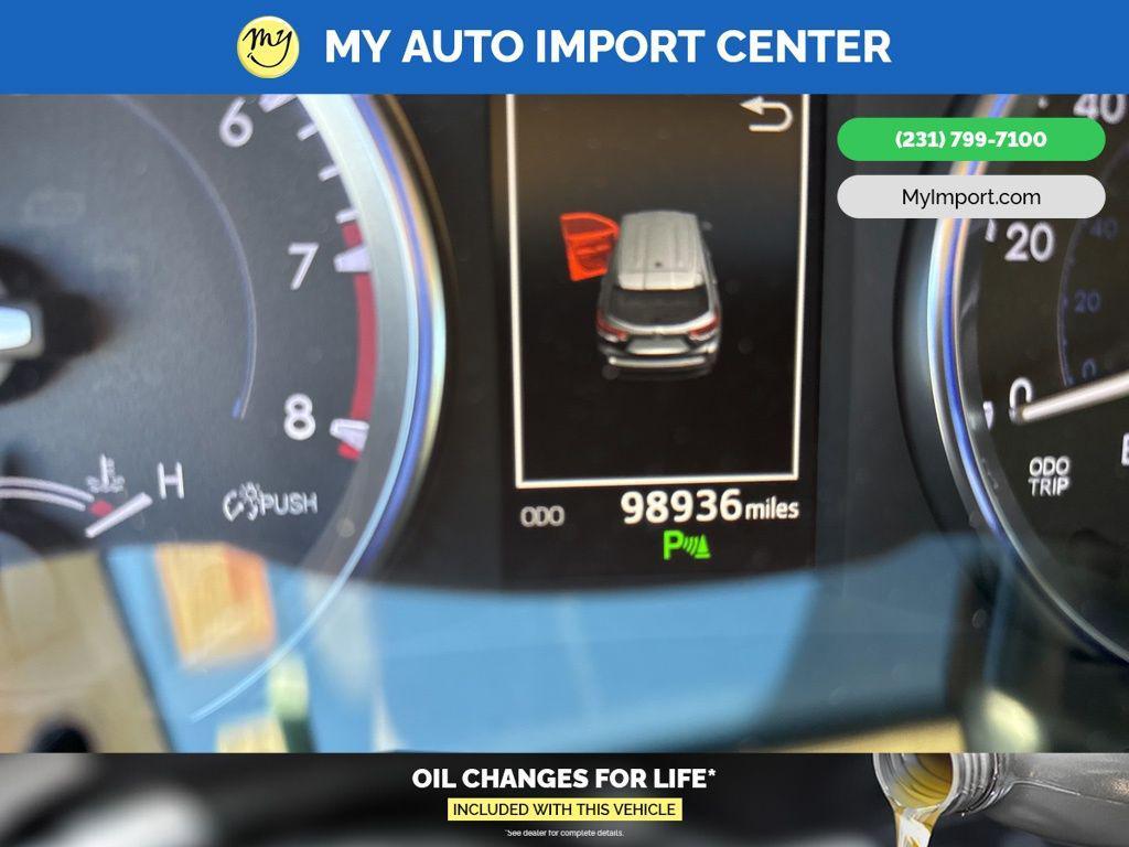 used 2017 Toyota Highlander car, priced at $21,987