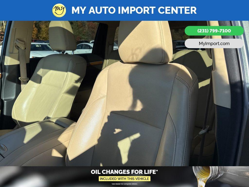 used 2017 Toyota Highlander car, priced at $21,987