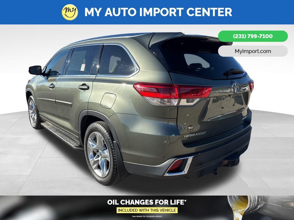 used 2017 Toyota Highlander car, priced at $21,987