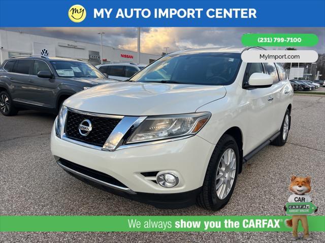 used 2015 Nissan Pathfinder car, priced at $10,426