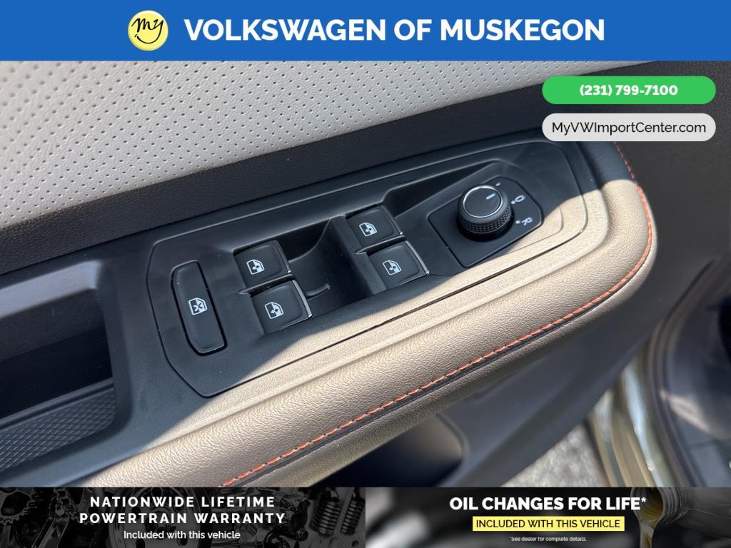 new 2025 Volkswagen Atlas car, priced at $46,591