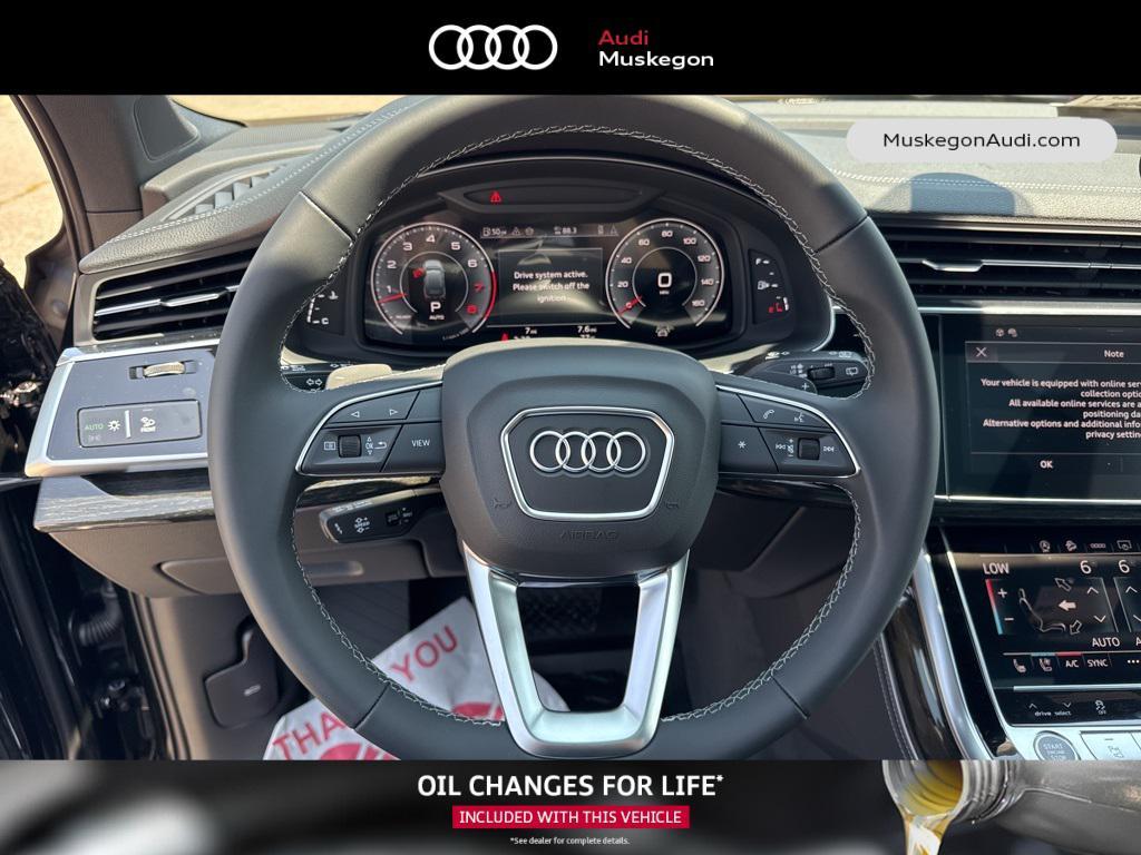 new 2025 Audi Q7 car, priced at $70,850