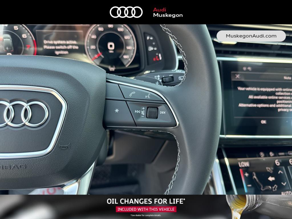 new 2025 Audi Q7 car, priced at $70,850