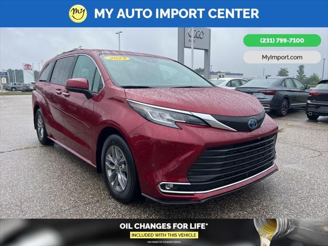 used 2023 Toyota Sienna car, priced at $44,757