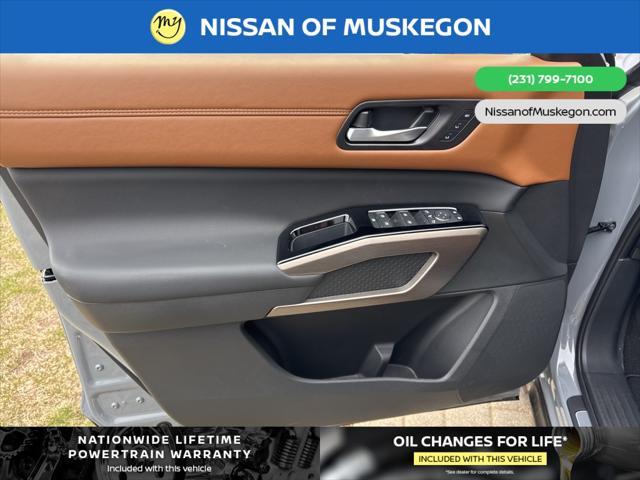 new 2025 Nissan Pathfinder car, priced at $52,325
