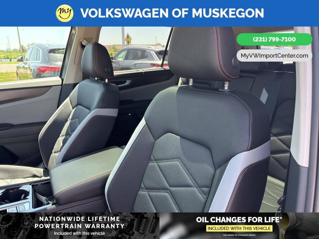 new 2025 Volkswagen Atlas car, priced at $45,400