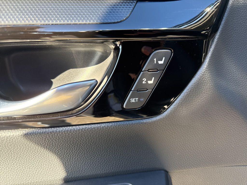 used 2023 Honda CR-V car, priced at $33,594