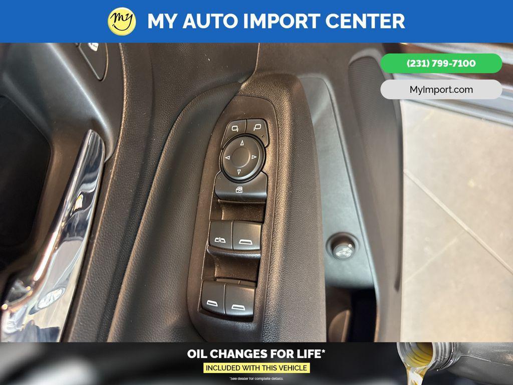 used 2020 Chevrolet Equinox car, priced at $19,180