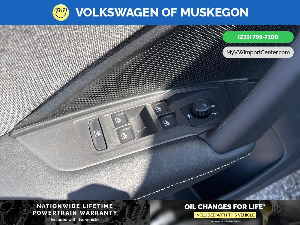 new 2025 Volkswagen Tiguan car, priced at $32,146