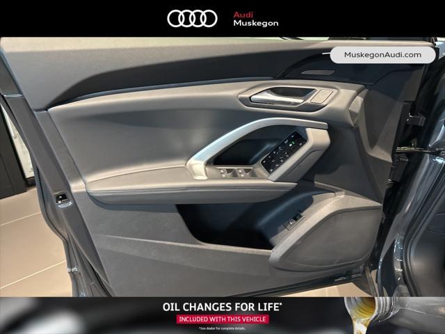 new 2025 Audi Q5 car, priced at $61,300