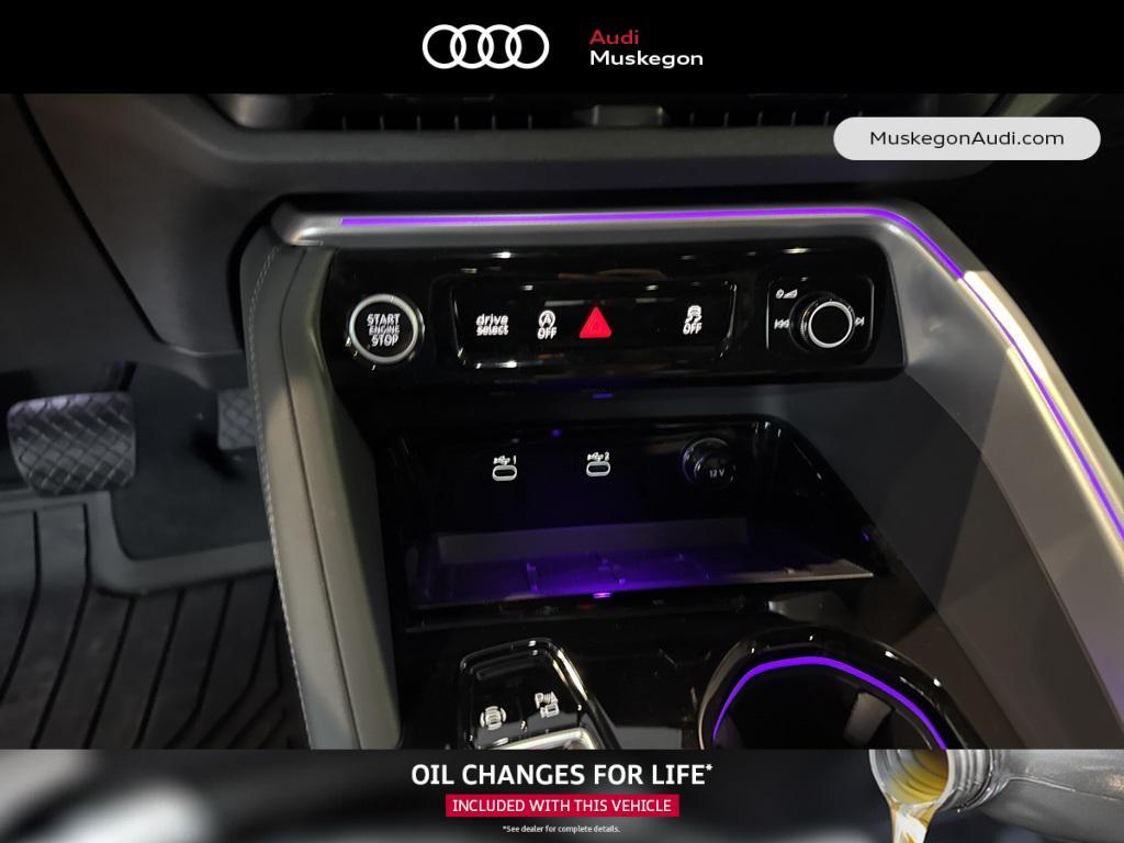 new 2025 Audi Q5 car, priced at $61,300