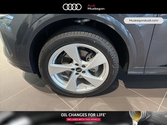 new 2025 Audi Q5 car, priced at $61,300