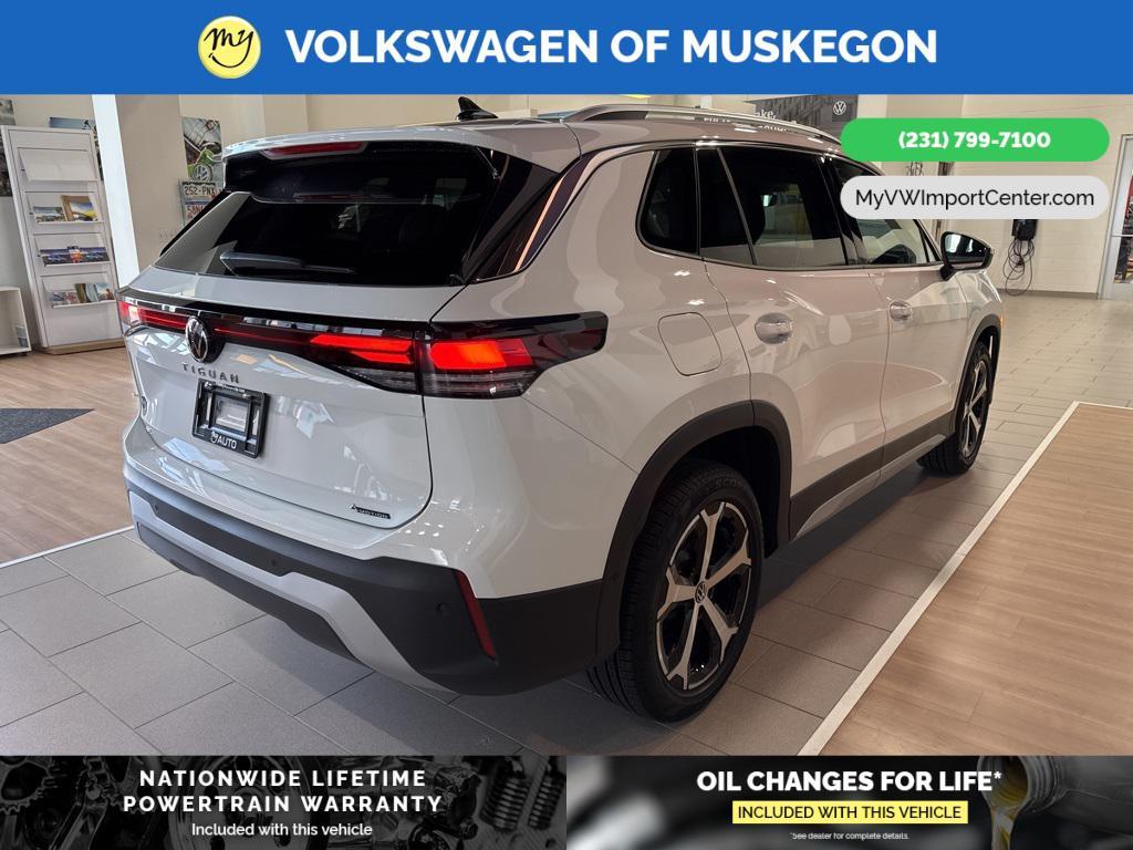 new 2025 Volkswagen Tiguan car, priced at $37,121