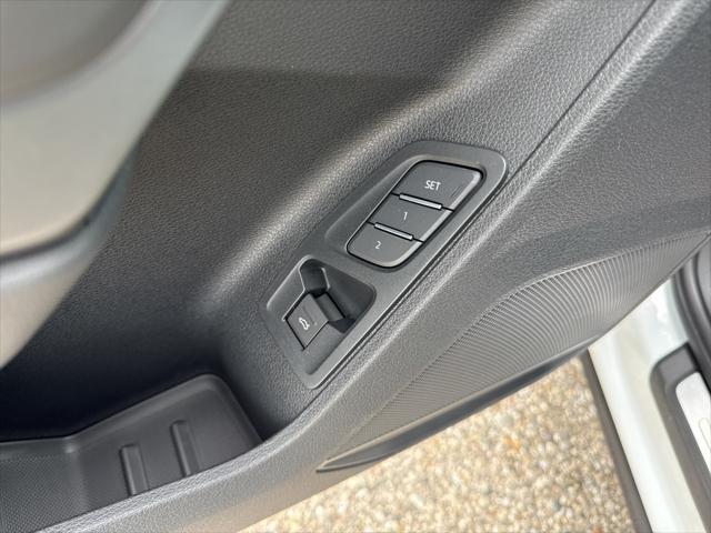 new 2025 Audi Q3 car