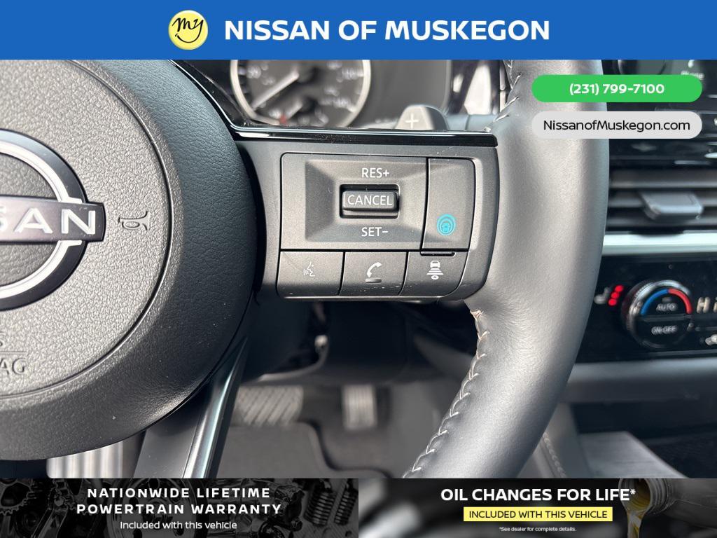 new 2025 Nissan Pathfinder car, priced at $48,582
