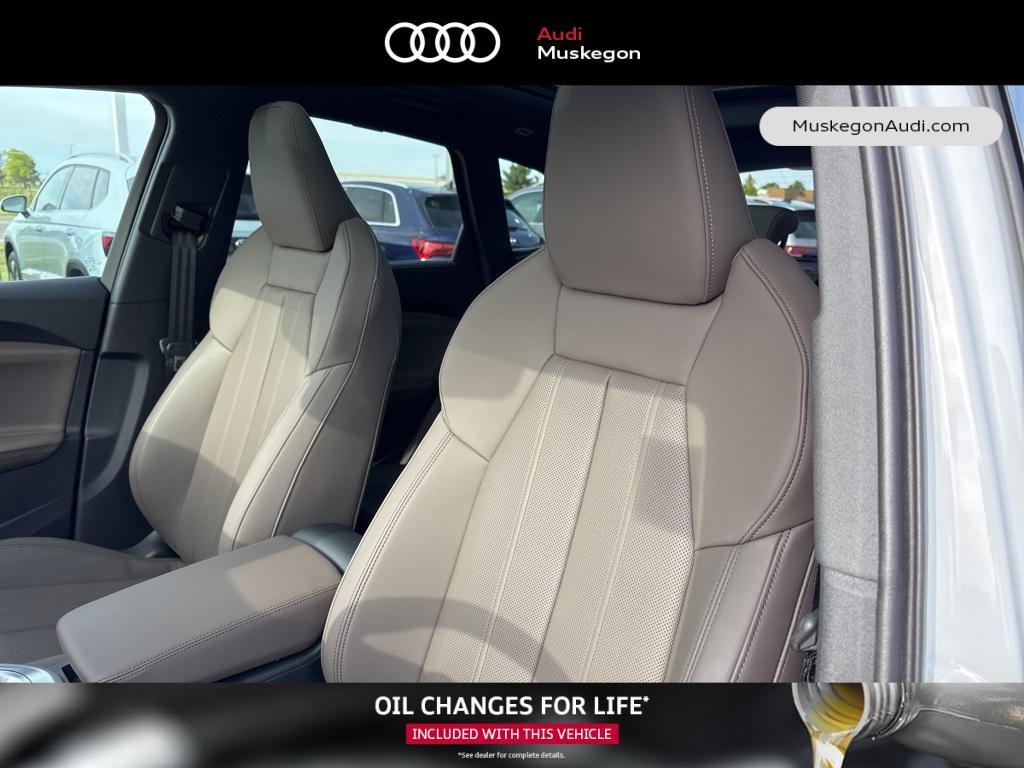 new 2025 Audi Q5 car, priced at $61,300