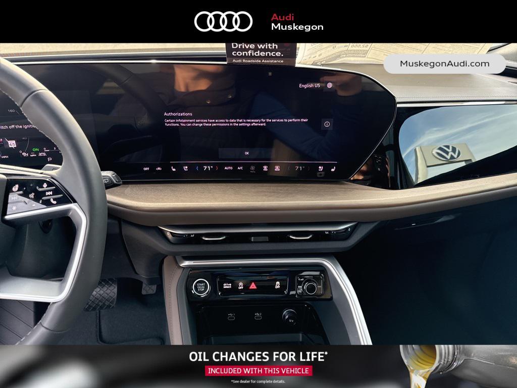 new 2025 Audi Q5 car, priced at $61,300