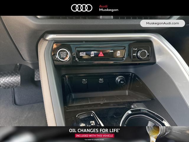 new 2025 Audi Q5 car, priced at $61,300