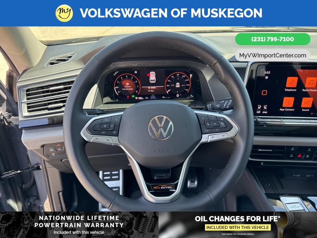 new 2025 Volkswagen Atlas car, priced at $47,601