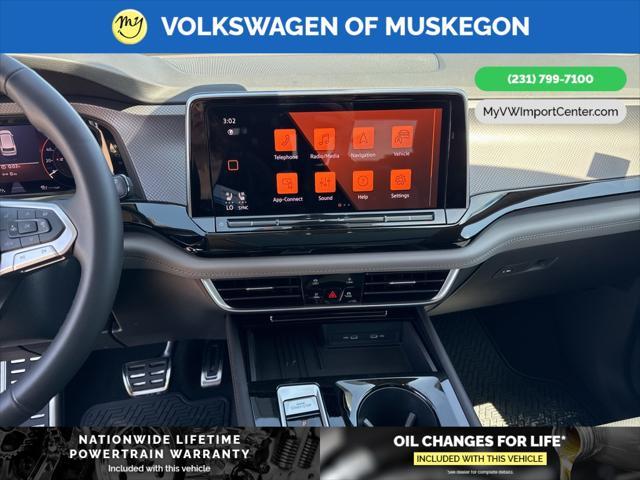 new 2025 Volkswagen Atlas car, priced at $48,101