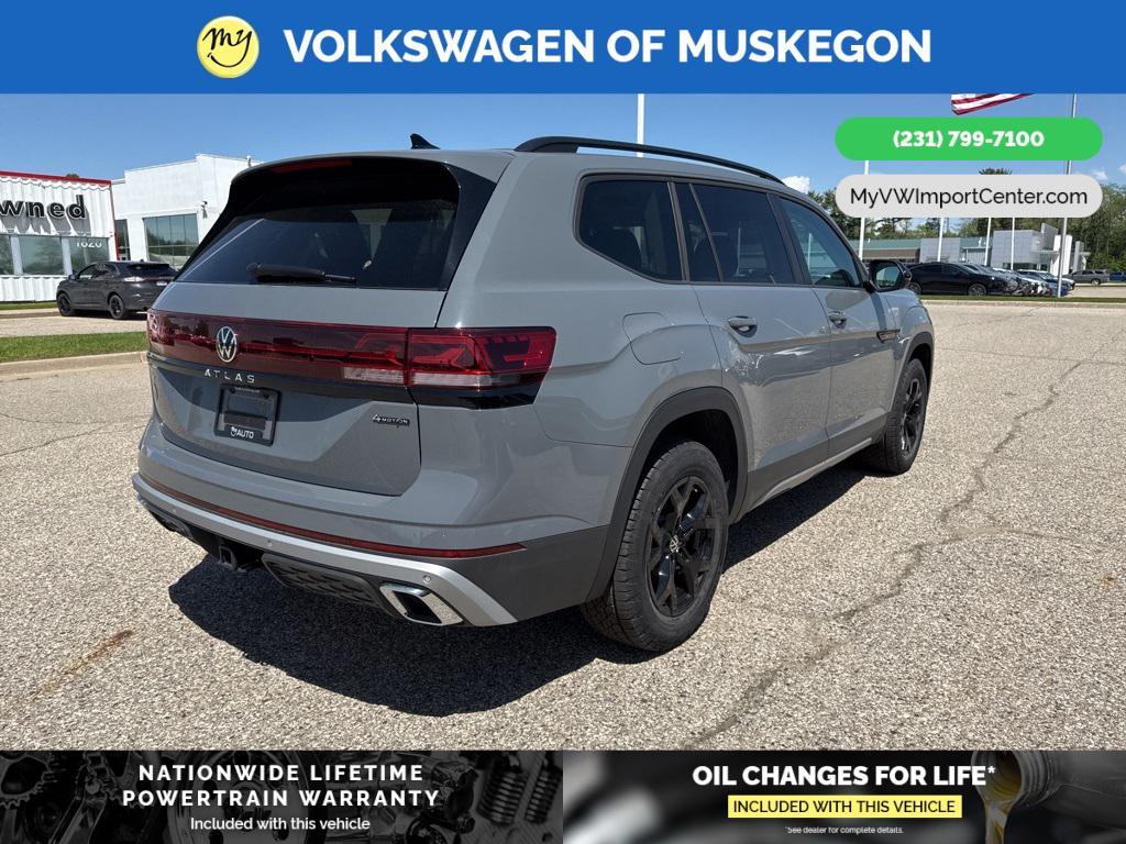 new 2025 Volkswagen Atlas car, priced at $47,601