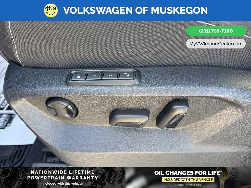 new 2026 Volkswagen Atlas Cross Sport car, priced at $56,481