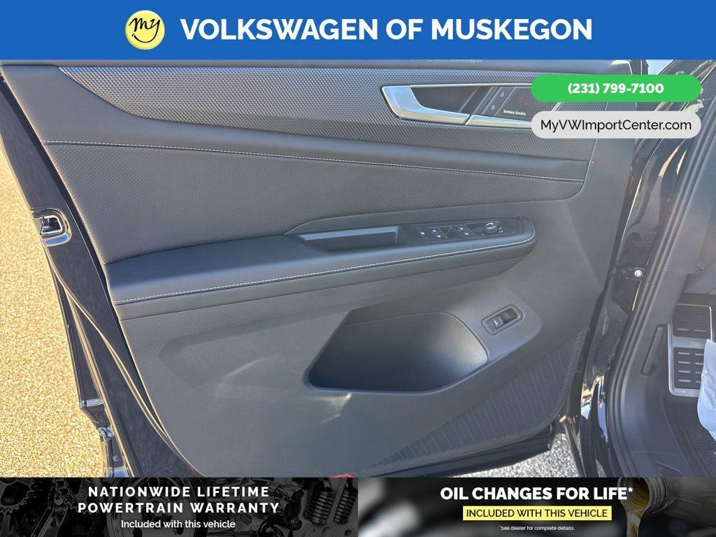 new 2026 Volkswagen Atlas Cross Sport car, priced at $56,481