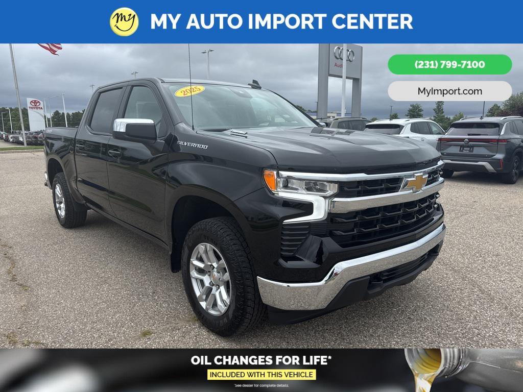 used 2025 Chevrolet Silverado 1500 car, priced at $43,887