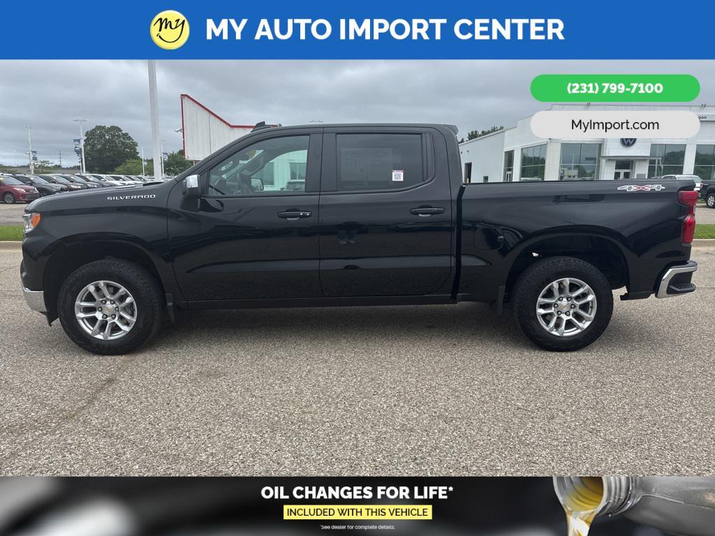 used 2025 Chevrolet Silverado 1500 car, priced at $43,887