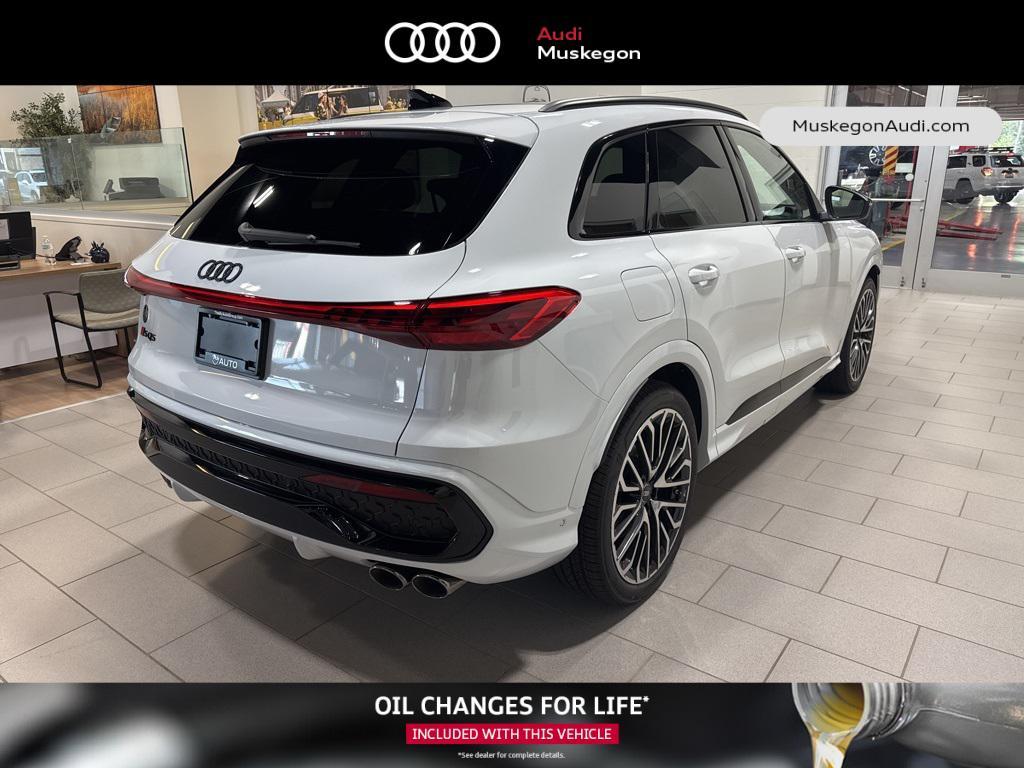 new 2025 Audi SQ5 car, priced at $74,265