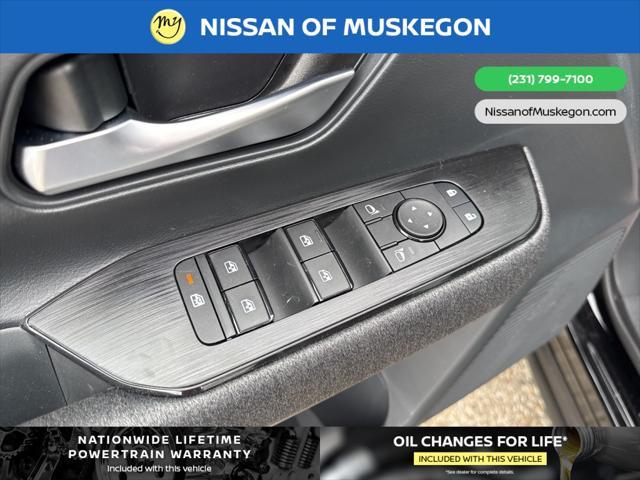 new 2025 Nissan Kicks car, priced at $27,180